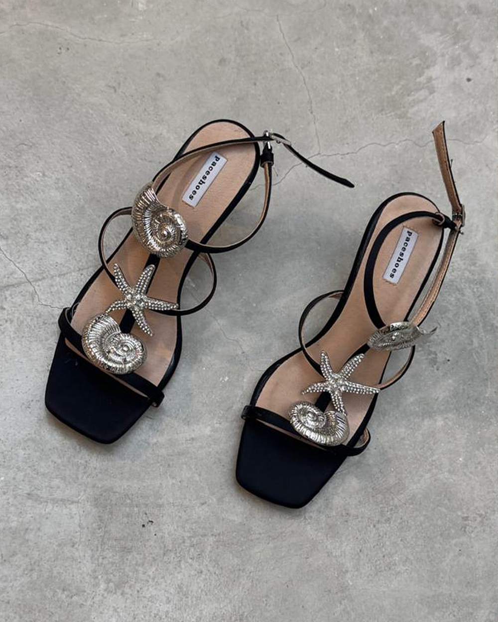 Cherie Amour - Black