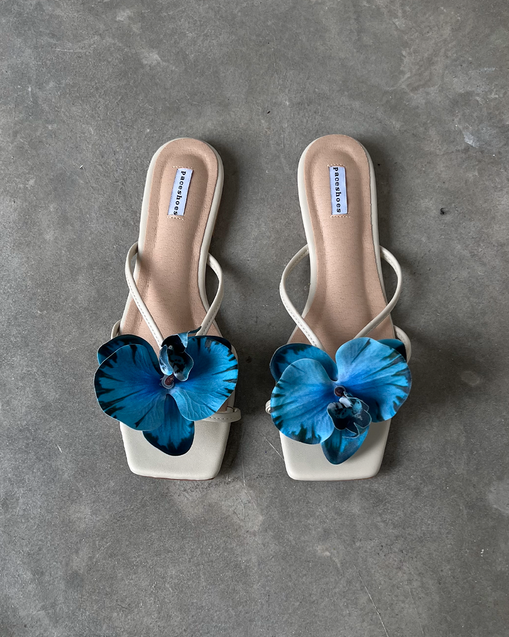 Garden Series -Ivory / blue pea