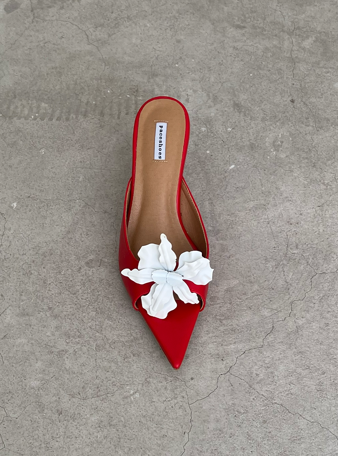 Frida - White on Red