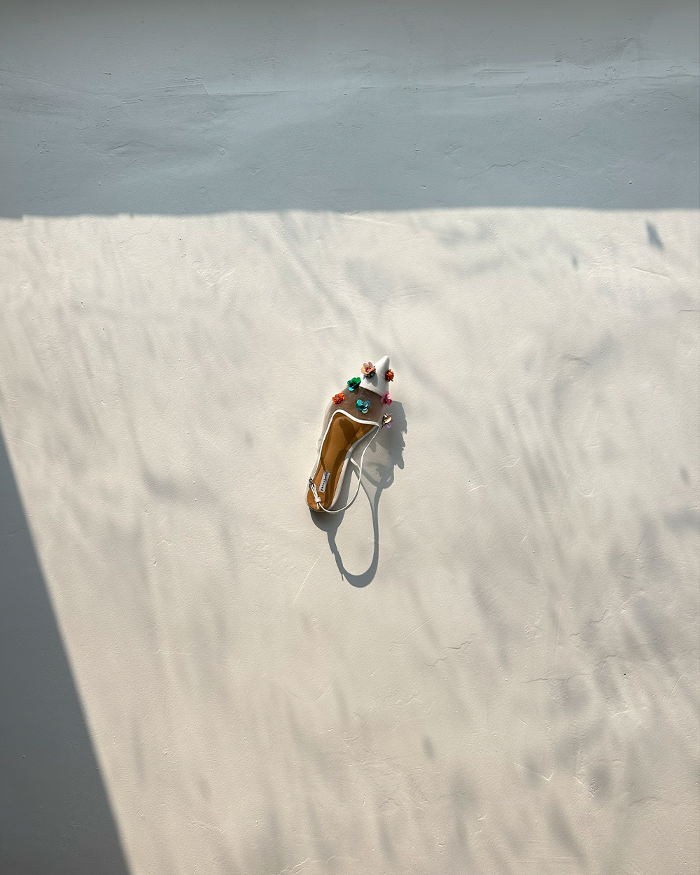 Ava - Colored Flowers