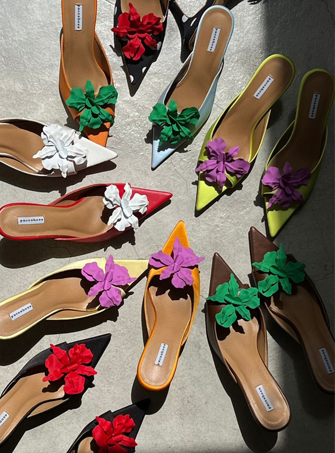 Frida - White on Red