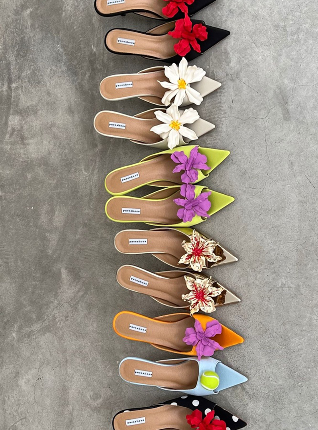 Frida - White on Red